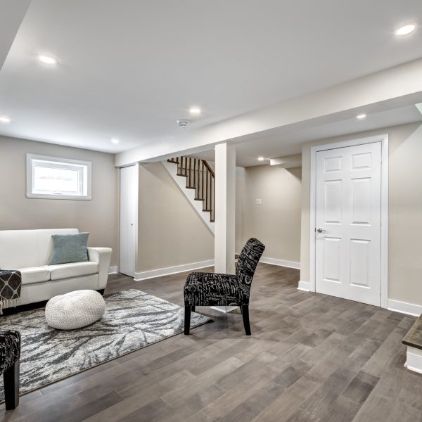 Canadian House recently renovated furnished and staged with living room, kitchen, bedrooms, bathroom, finished basement, garage, deck, back yard and exterior